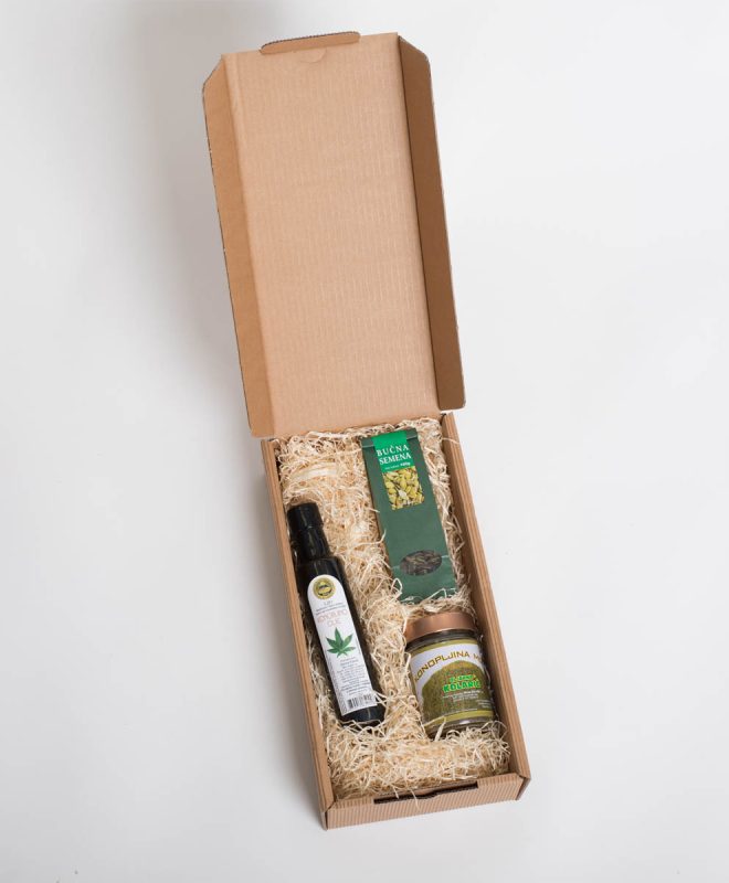 Konopljino olje (0,25l) konopljina moka (200g), bučna semena Kolarič (100g)